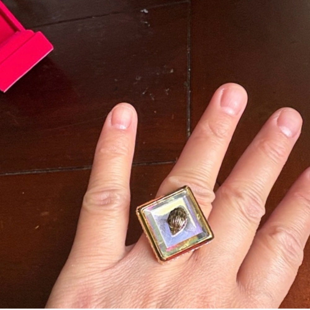 KURT GEIGER DINNER RING